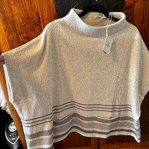 NWT Faherty Park City poncho neutral colors